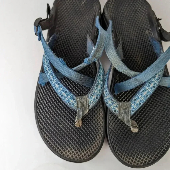 Chaco Strappy Sandals - 7 - Picture 7 of 10
